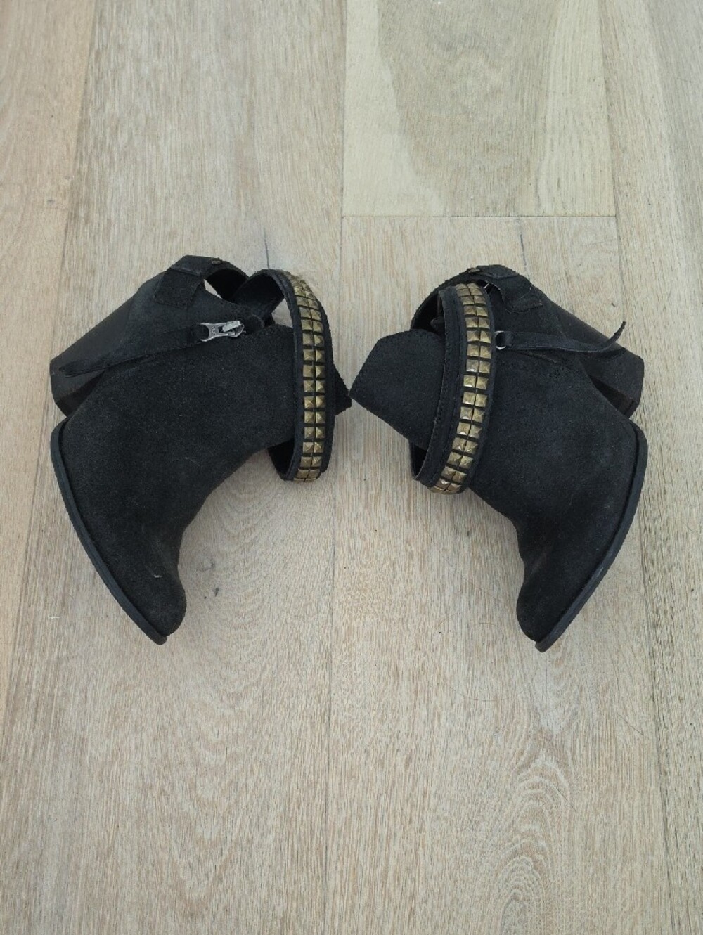 Kaanas Gobi Clog Bootie - Picture 5 of 12